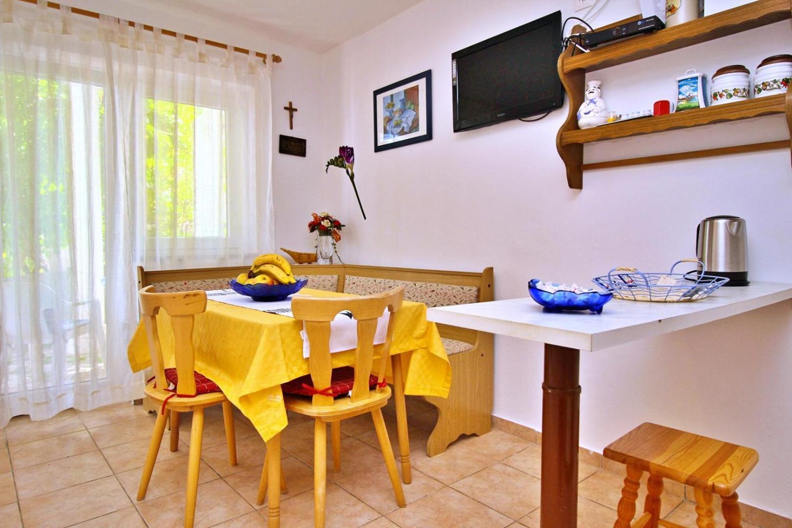 Apartments Zlatica 실로 외부 사진